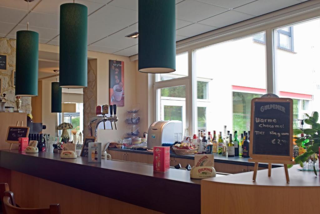 Hotel Restaurant Op De Beek Schin op Geul Esterno foto